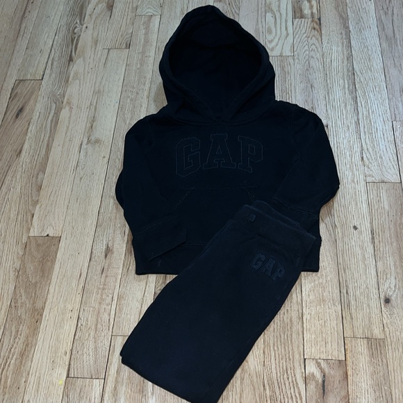 GAP Logo Pullover Hoodie and Pant Set (Black) - Picture 2 of 4